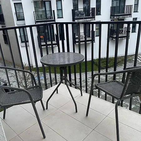 Apartment Garbary Retreat W Samym Centrum Poznania - Free Parking And Free Coffee!