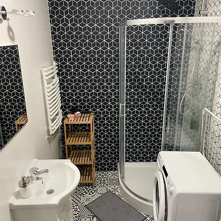 Apartment Garbary Retreat W Samym Centrum Poznania - Free Parking And Free Coffee!